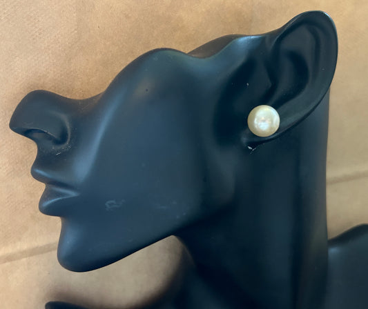 Vintage 12mm Faux Pearl Stud Earrings