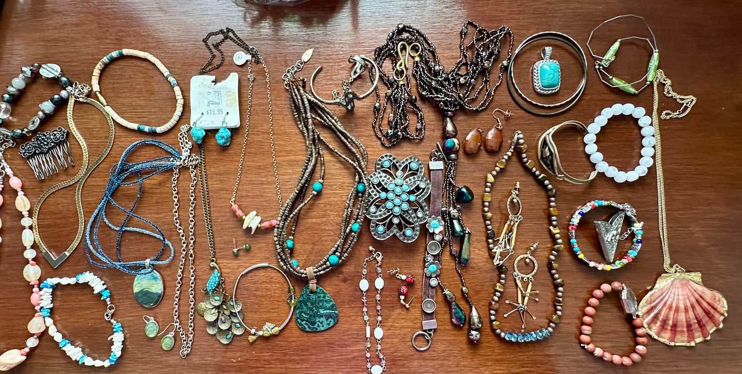 Earth Tone Jewelry Lot Shell Beads Faux Turquoise Necklace Bracelets Earrings