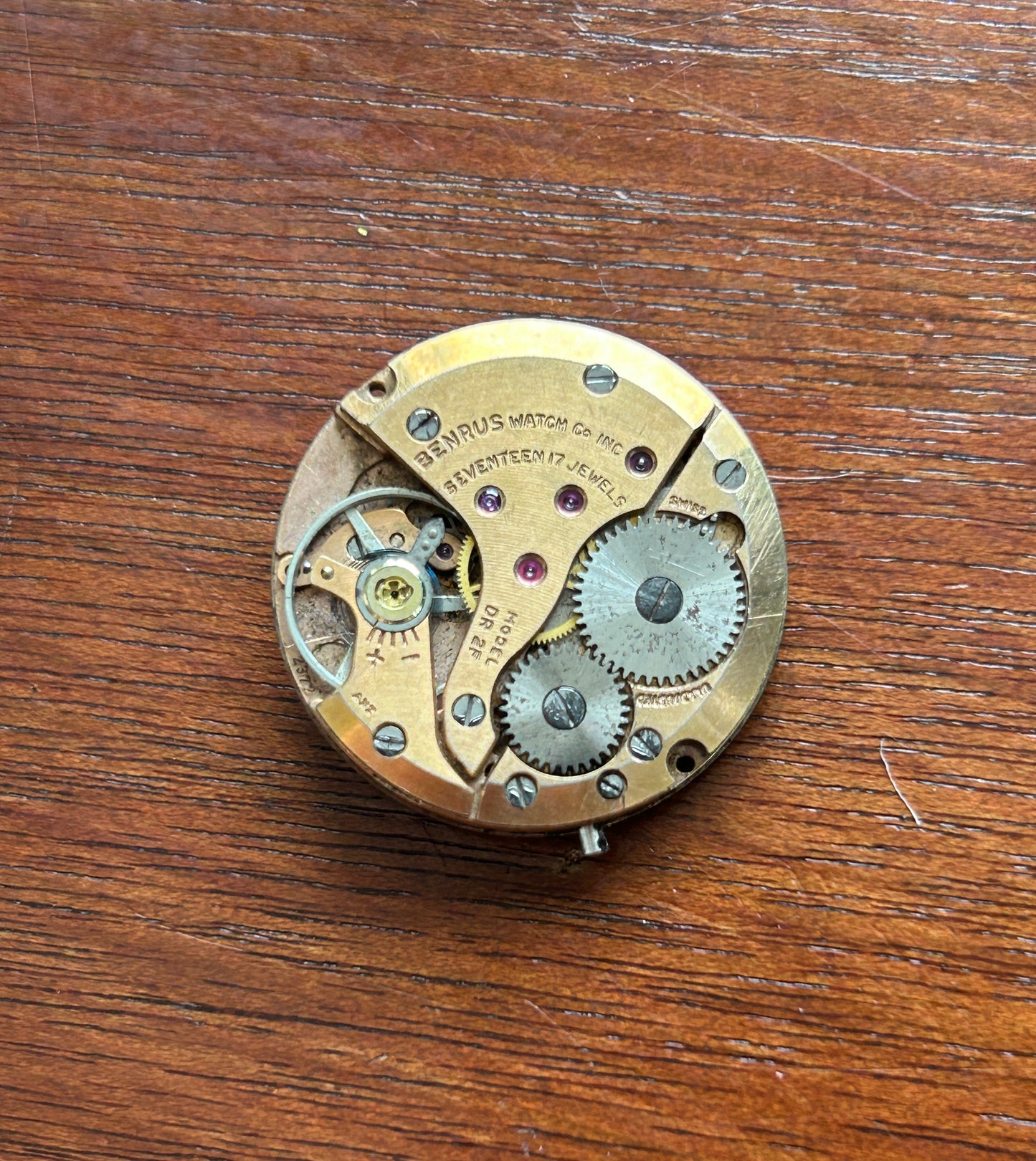 Vintage Benrus Manual Wind 17J Model DR2F1 Wrist Watch Movement