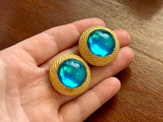 Vintage Gold Tone Gripoix Glass Aqua Blue Domed Clip on Earrings