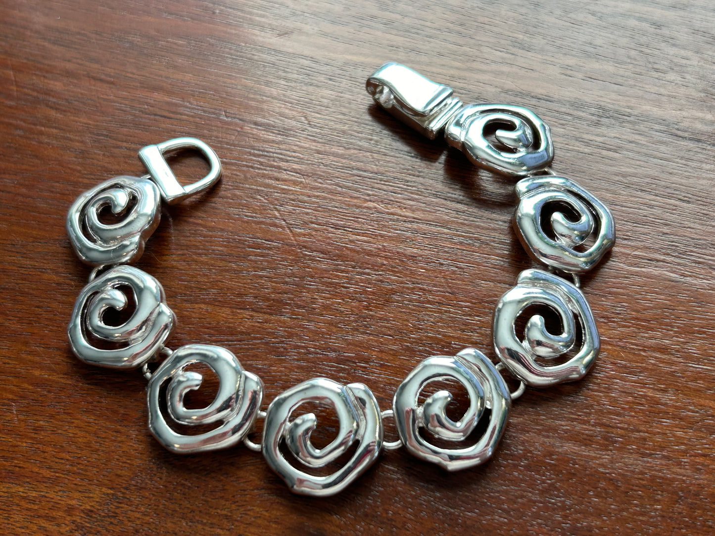 Vintage Silver Tone Spiral Panel Link Bracelet Magnetic Clasp