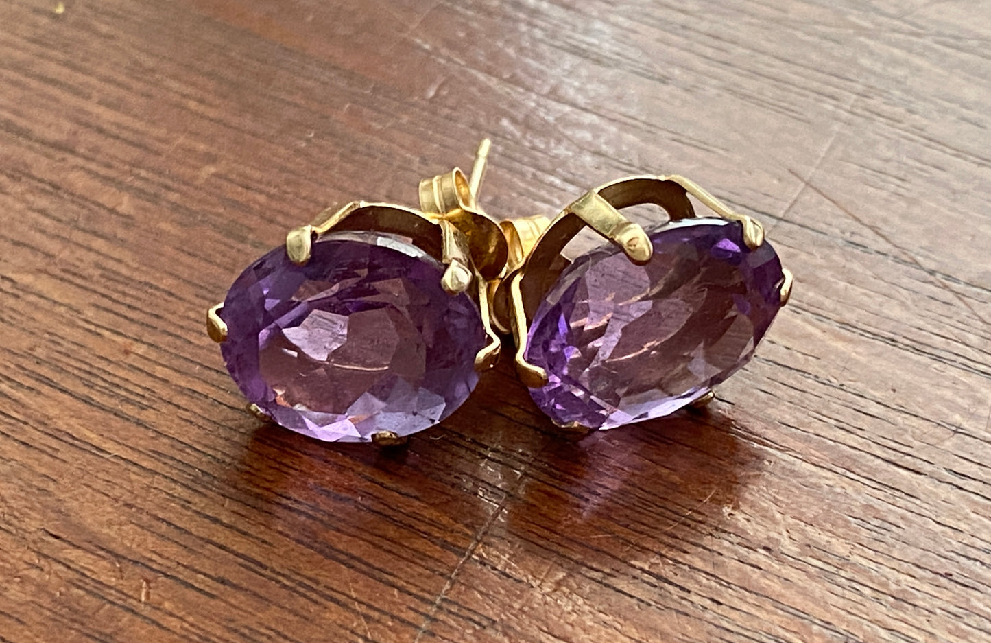 14k Yellow Gold 10x12mm Amethyst Pierced Stud Earrings