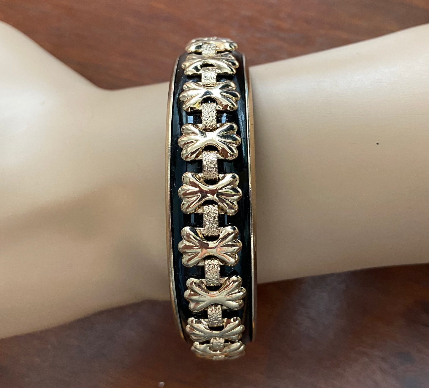 Vintage Black Gold Metal Bangle Bracelet