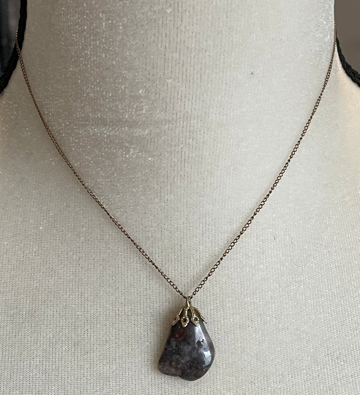 Vintage 1/20 12k Gold Plate Chain Necklace With Dark Stone Pendant