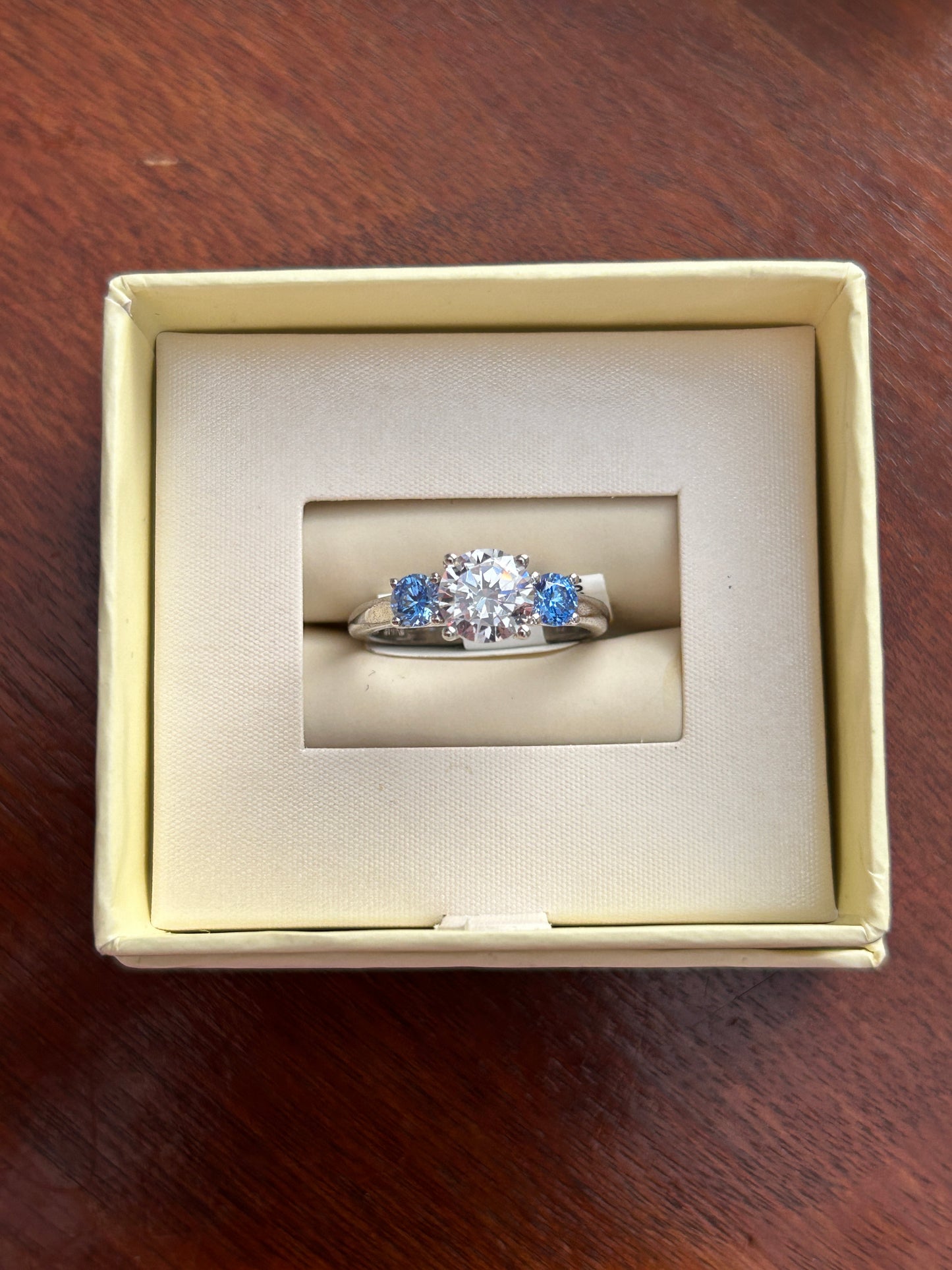 Sterling Silver 925 CZ Cubic Zirconia Blue White Ring Sz 6.75 New Open Box