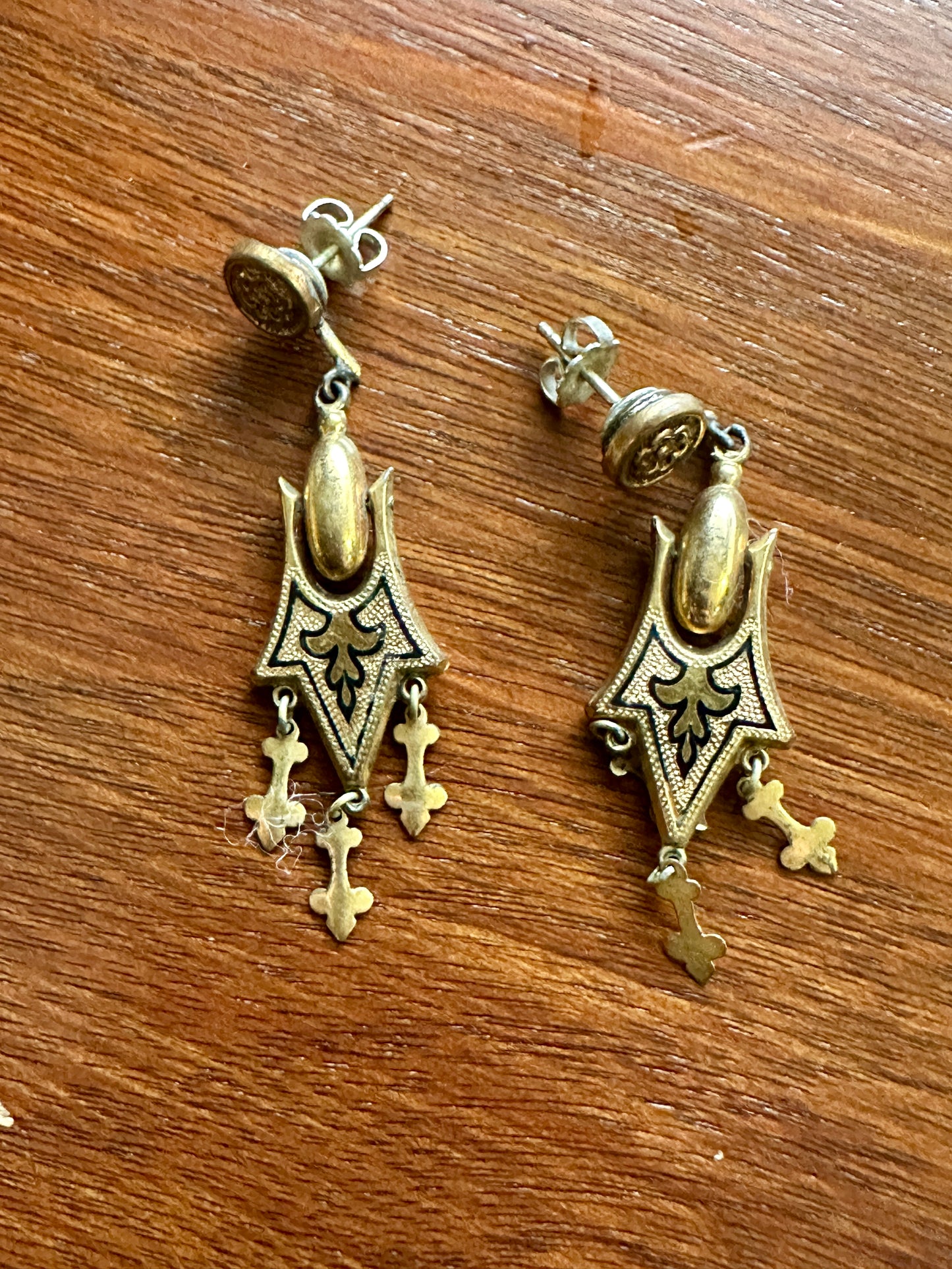 Antique Victorian Gold Filled Taille D'Epargne Black Relief Dangly Drop Earrings