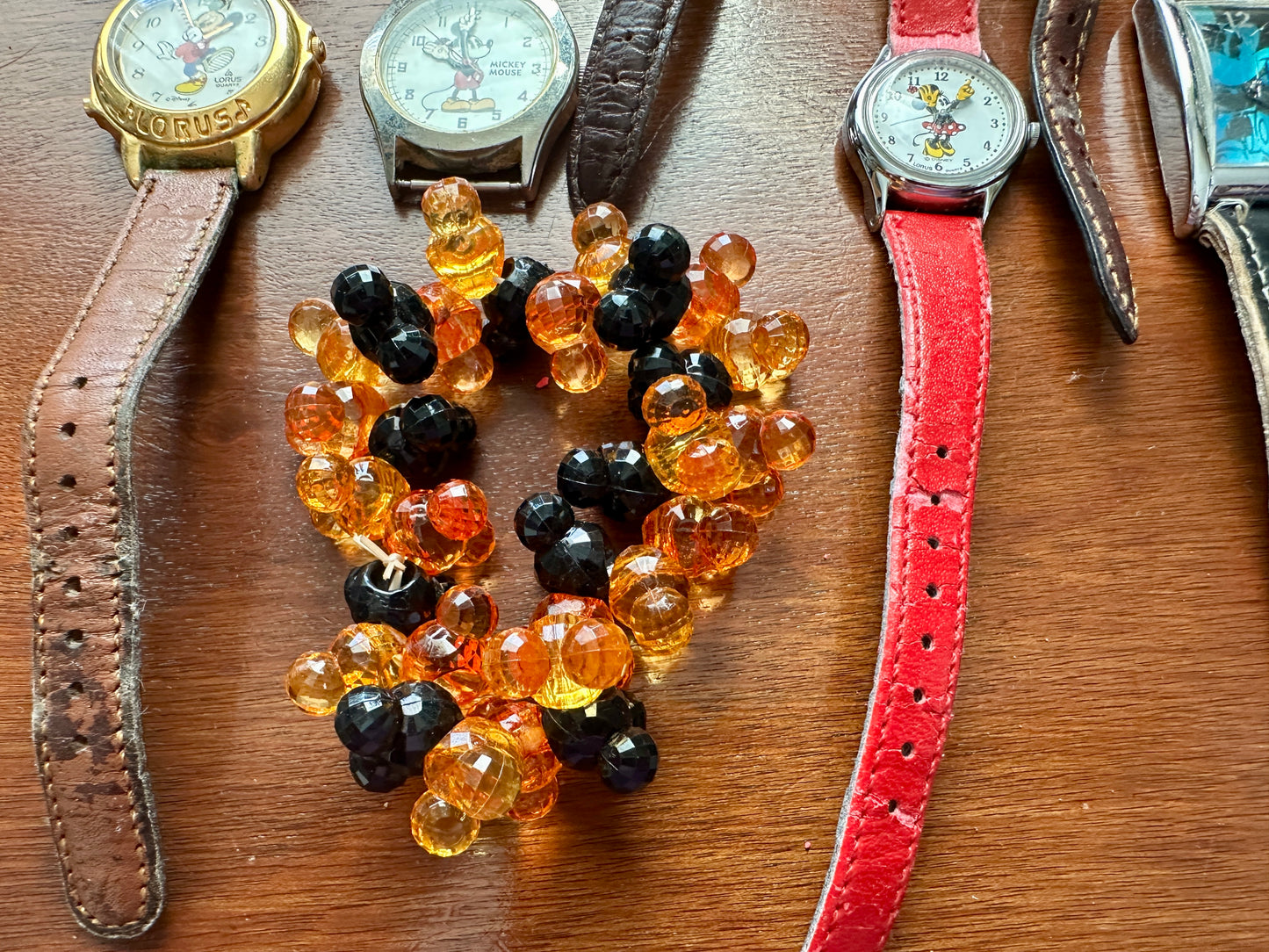 Lot of Vintage to Now Disney Winnie the Pooh Watches Pocket Wristwatches Taz