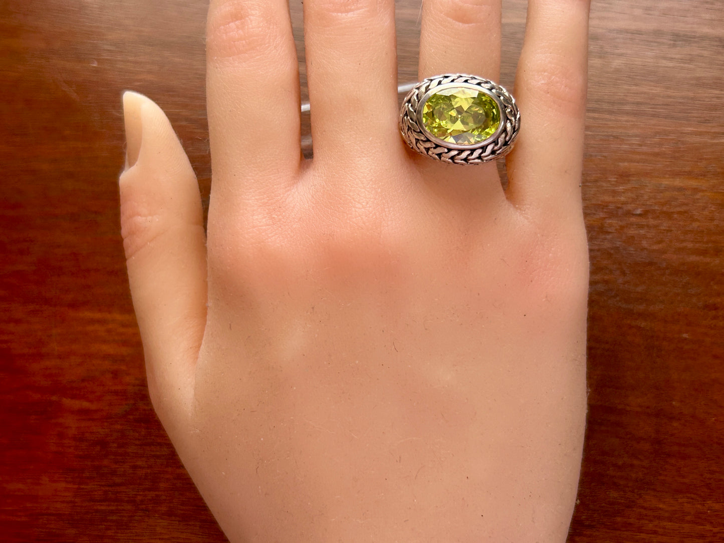 Sterling Silver 925 Faceted Oval Light Green Faux Citrine Peridot Ring Sz 9