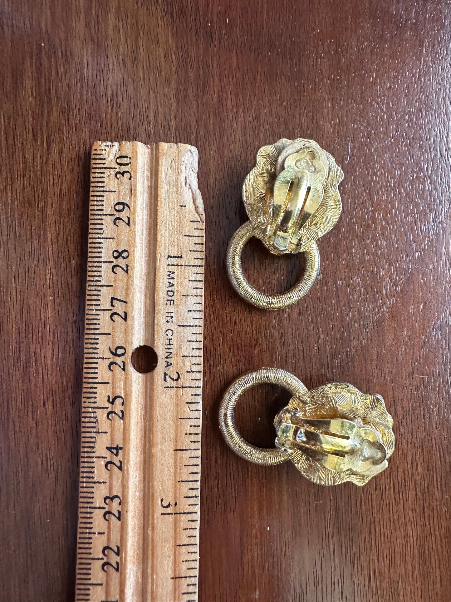 Vintage Gold Tone Lions Head Doorknocker Style Clip on Earrings