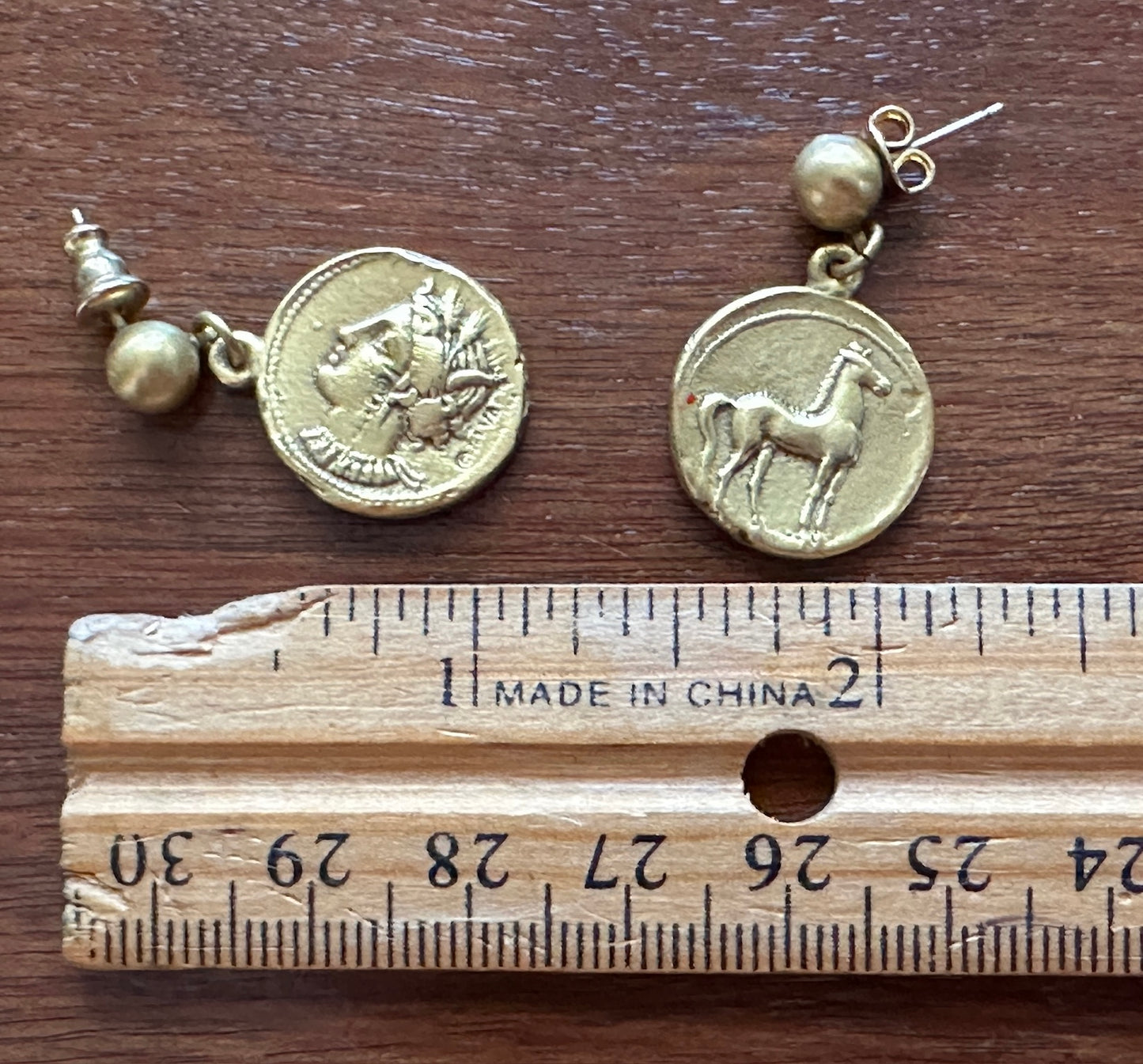 Vintage Matte Brushed Gold Tone Roman Coin Style Dangly Drop Pierced Earrings