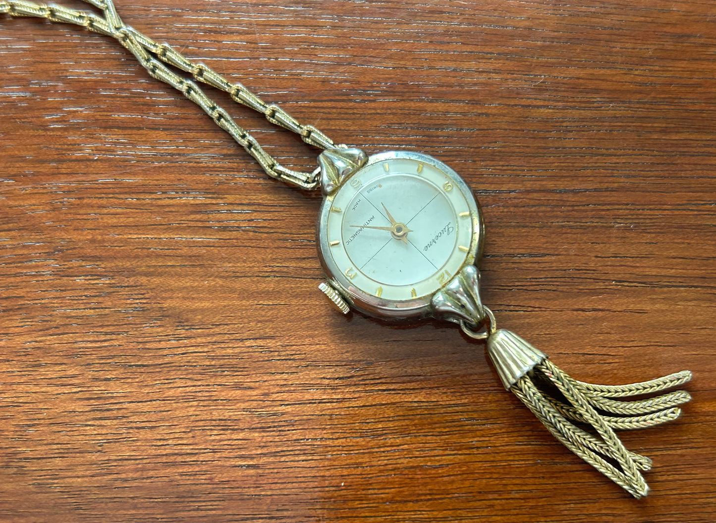 Antique Vintage Lucerne Manual Wind Gold Tone Watch Necklace Pendant on Chain