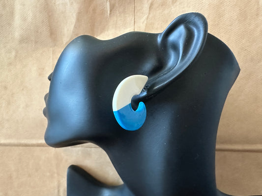 Vintage Blue White Chunky Hoop Pierced Earrings