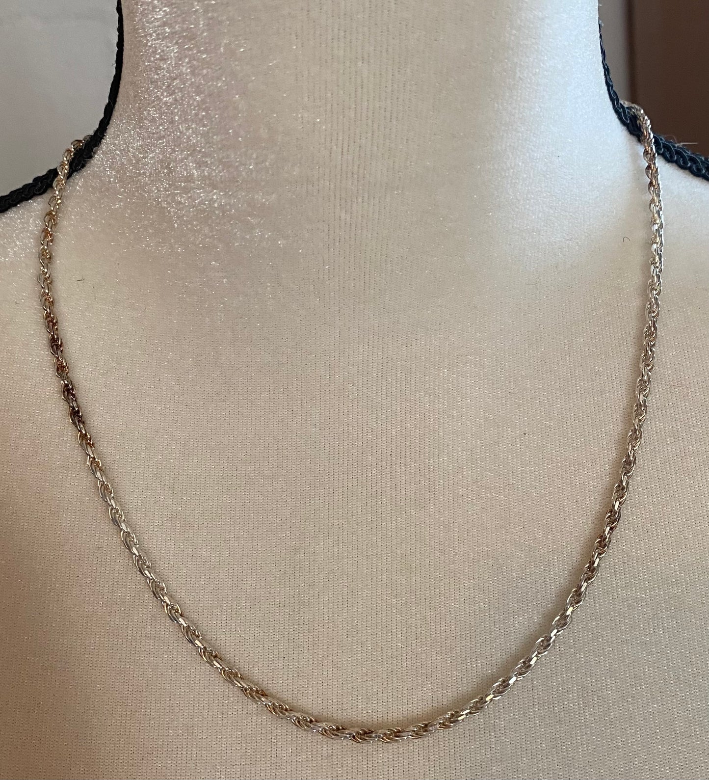 Sterling Silver 925 20" Long x 3mm Wide Chain Link Necklace