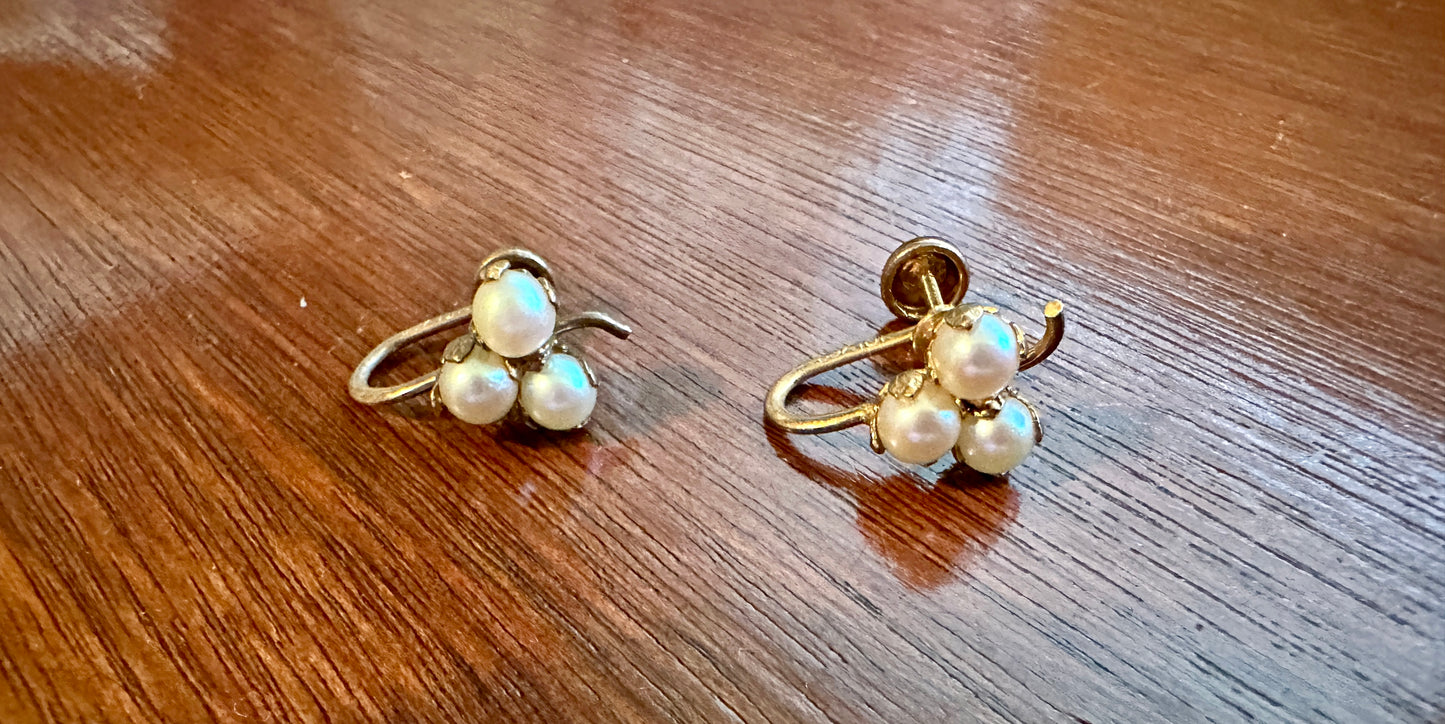 Vintage 10k Yellow Gold Real Pearl Flower Screwback Earrings Signed BDA