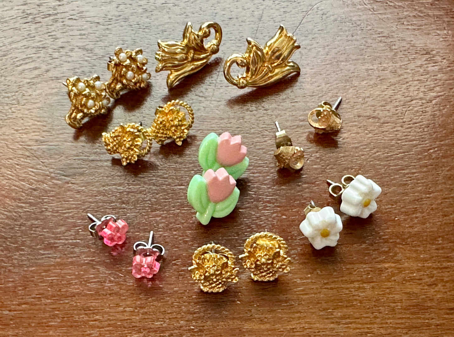 Vintage Avon Spring Theme Flower Basket Lily Earrings Stud Lot Pastel Pink Gold