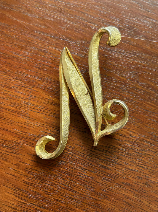 Vintage Mamselle Gold Tone 'N' Initial Letter Large Brooch Pin