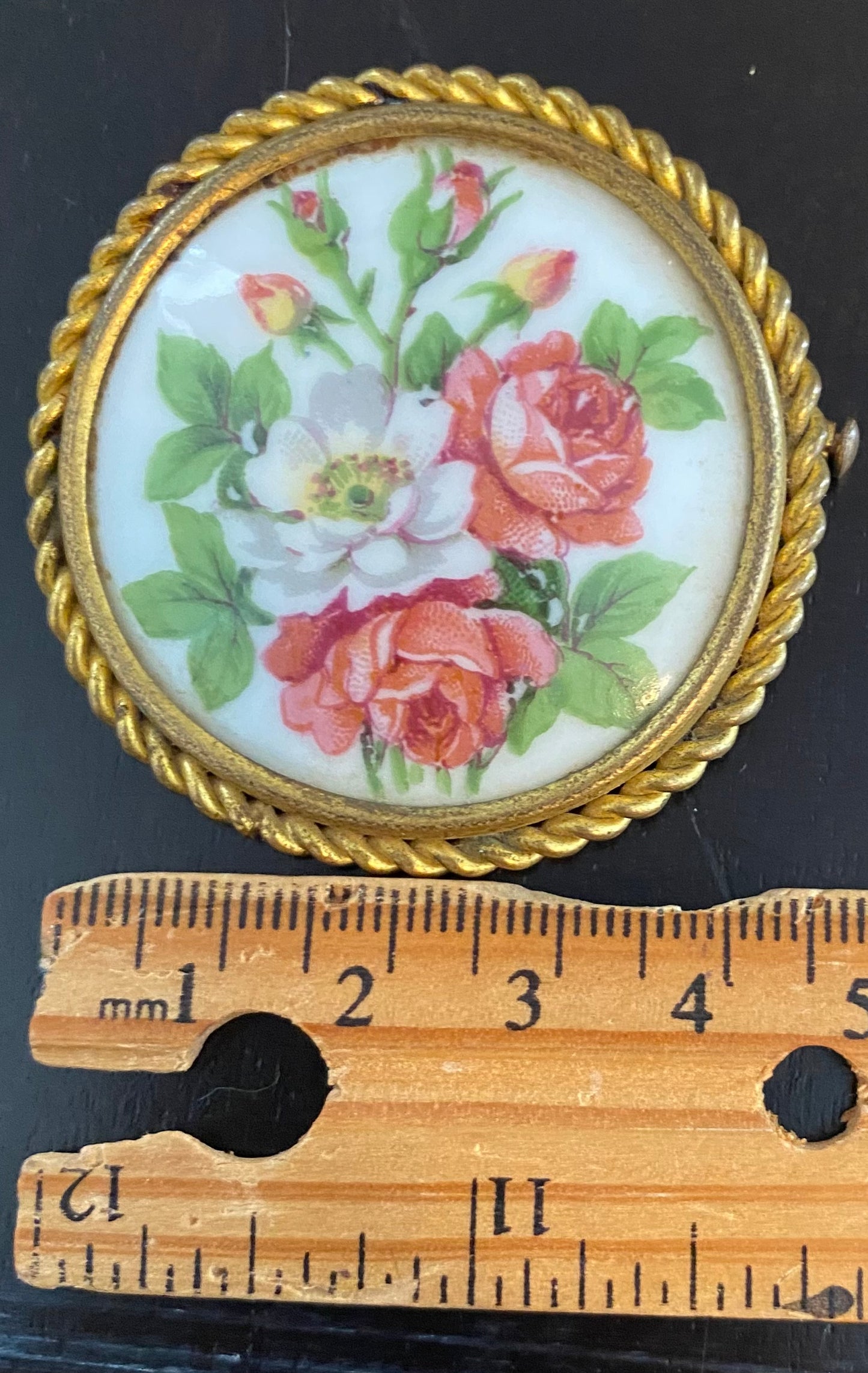 Vintage Signed Limoges France Painted Floral Gold Tone Brooch Pin