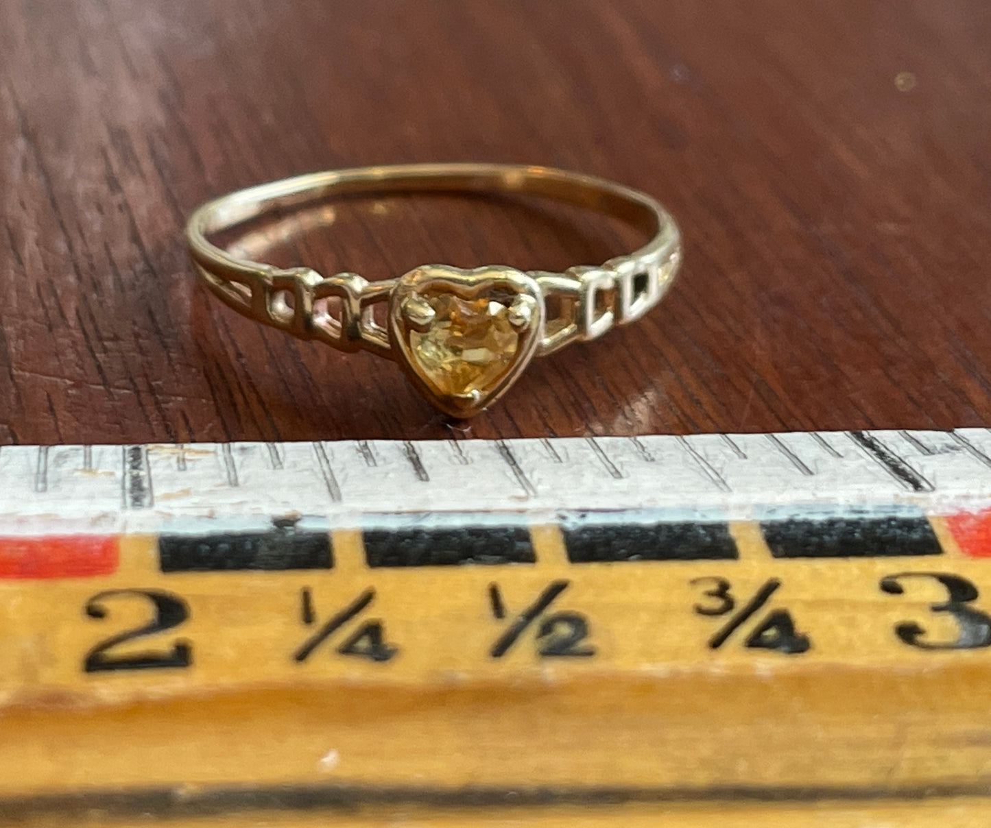 Vintage 10k Yellow Gold Citrine Heart Ring Sz 7.25