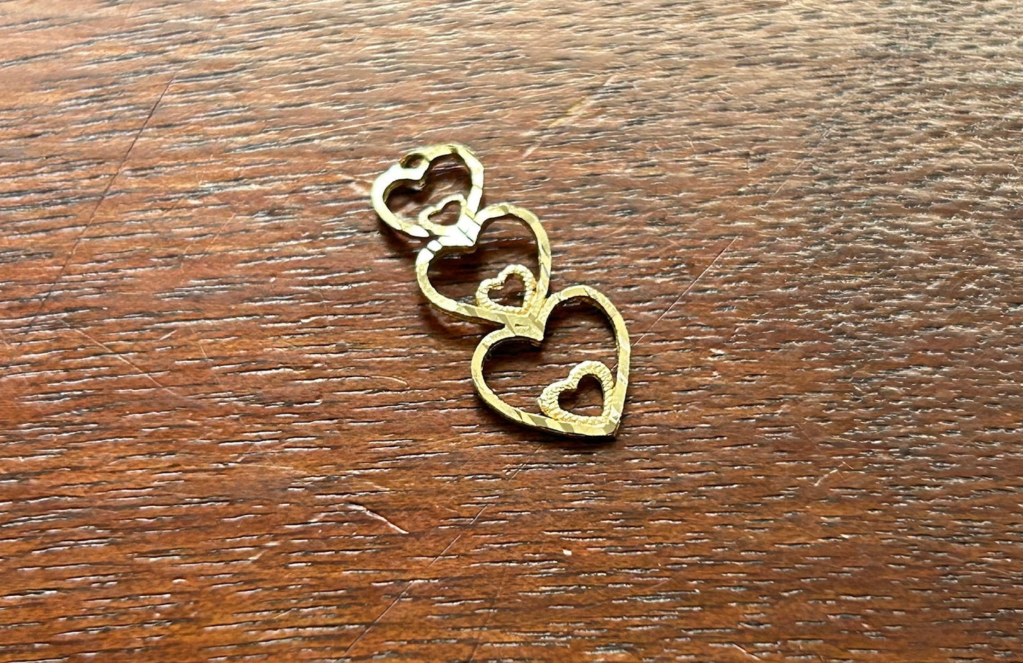 Vintage Yellow Gold 14k Graduated Heart Pendant Charm