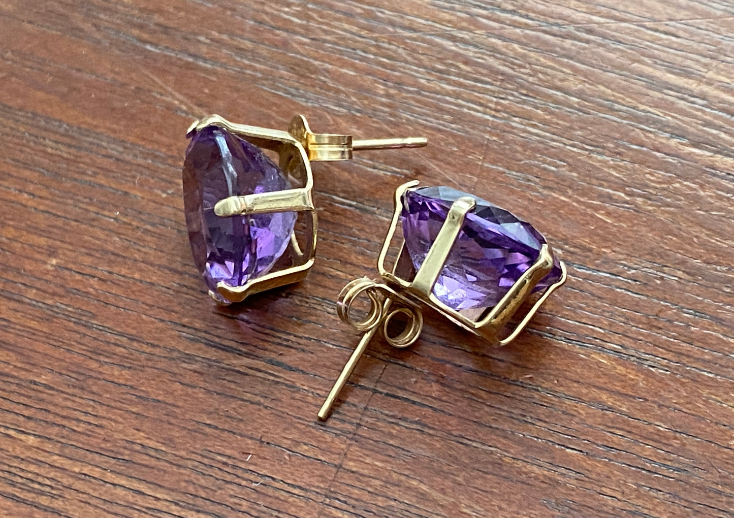 14k Yellow Gold 10x12mm Amethyst Pierced Stud Earrings