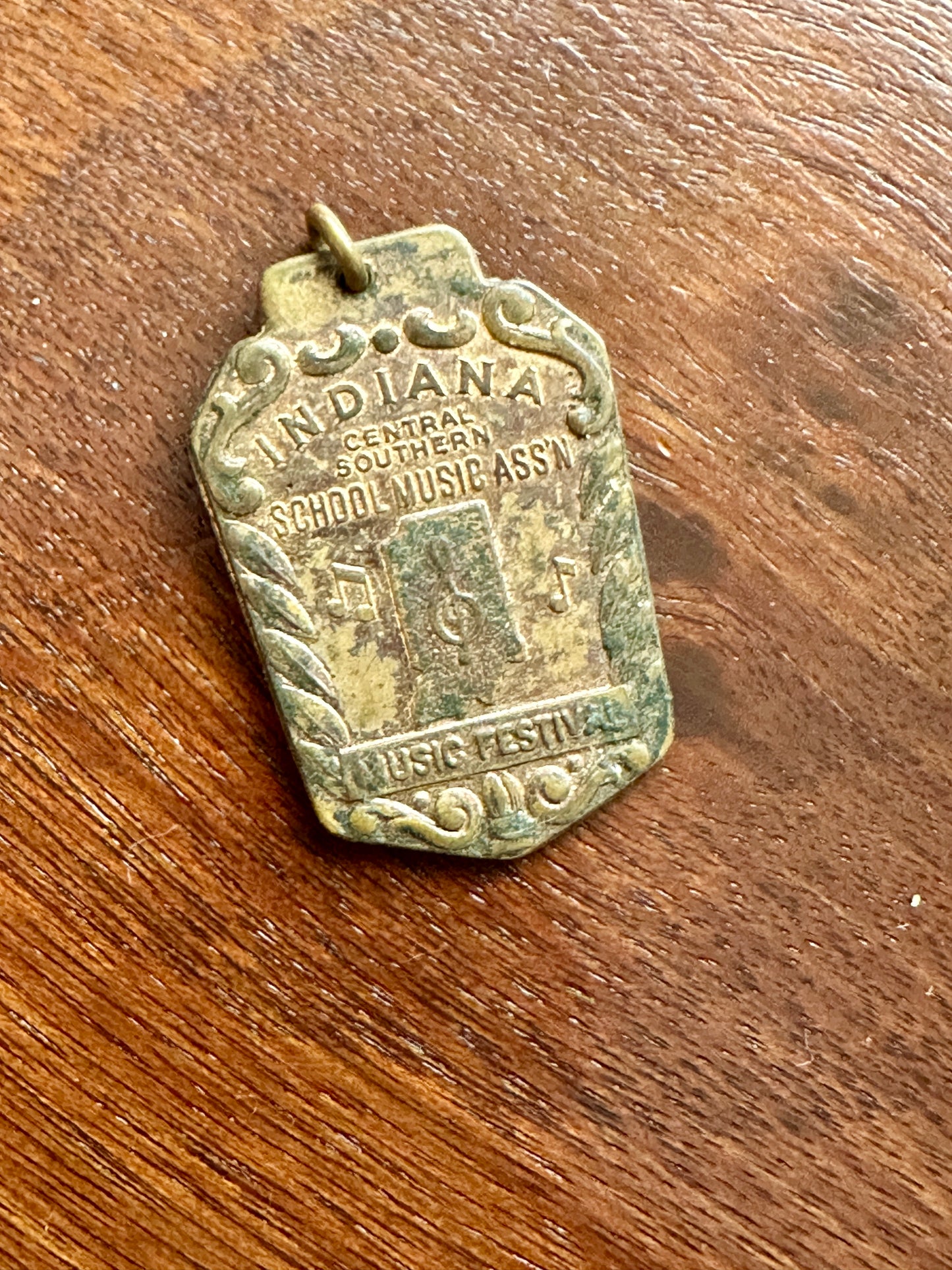 Vintage State of Indiana Lot Souvenir Pinbacks Medals Lapel Pins Pinbacks & More
