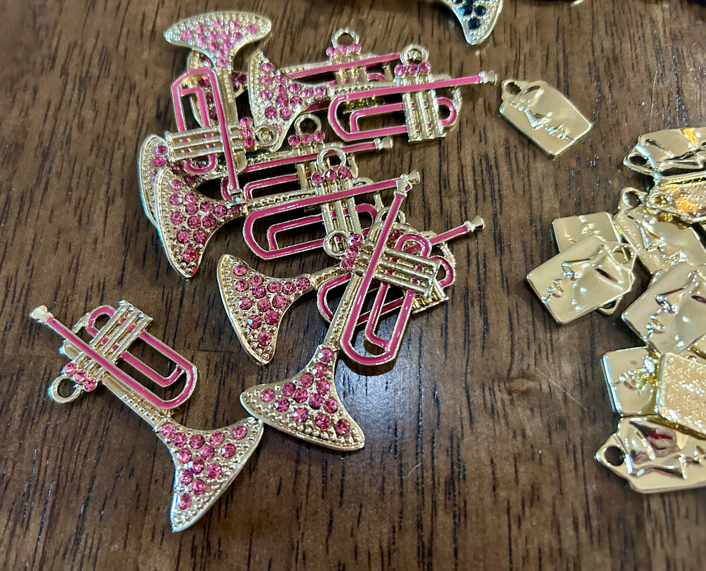 Lot Modern New Charms Pendants Musical Instruments Rhinestones Gold Tone Guitar