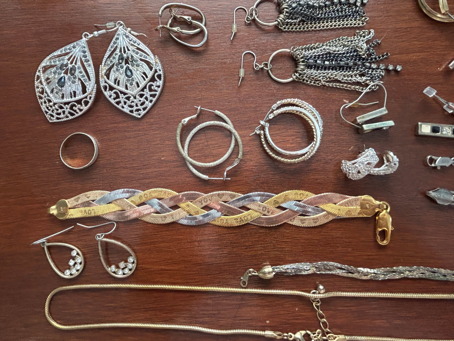 Lot Vintage to Now Jewelry Silver Gold Tone Chain Necklaces Bracelets Earrings