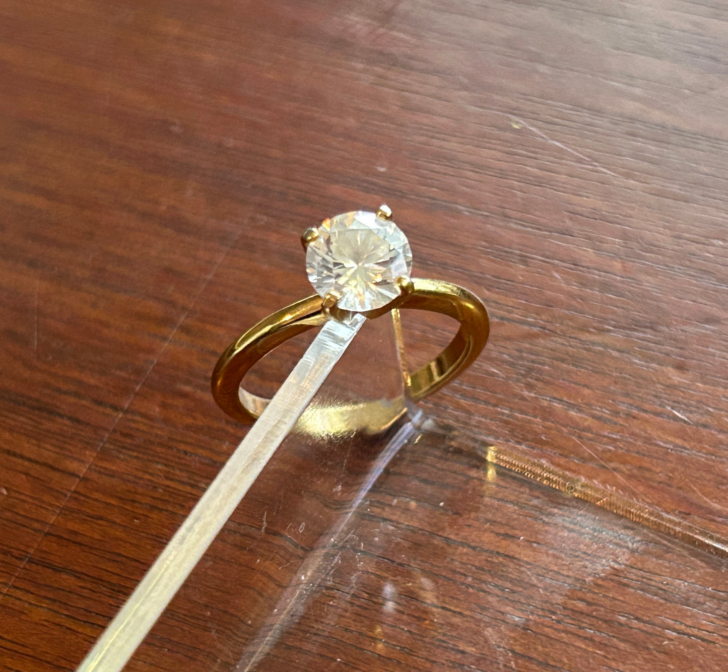 Fashion Gold Tone Metal Cubic Zirconia Solitaire Ring Sz 4.75