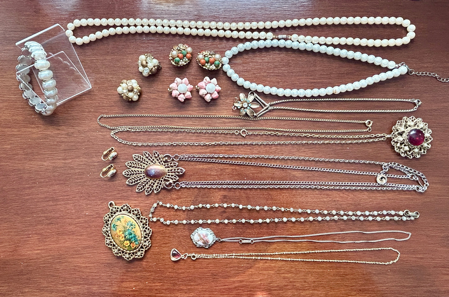 Vintage to Now Victorian Style Jewelry Lot Pendant Necklaces Faux Pearl Beaded