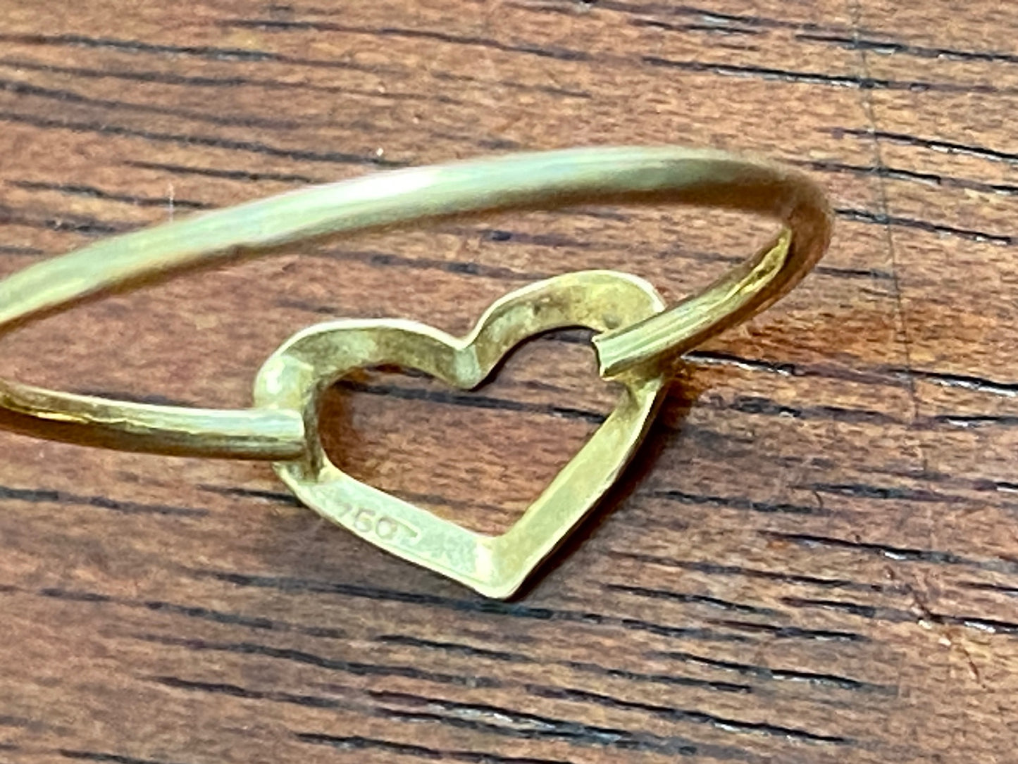 18k Yellow Gold (750) Heart Cut Out Ring Sz 4.25 Childs Small