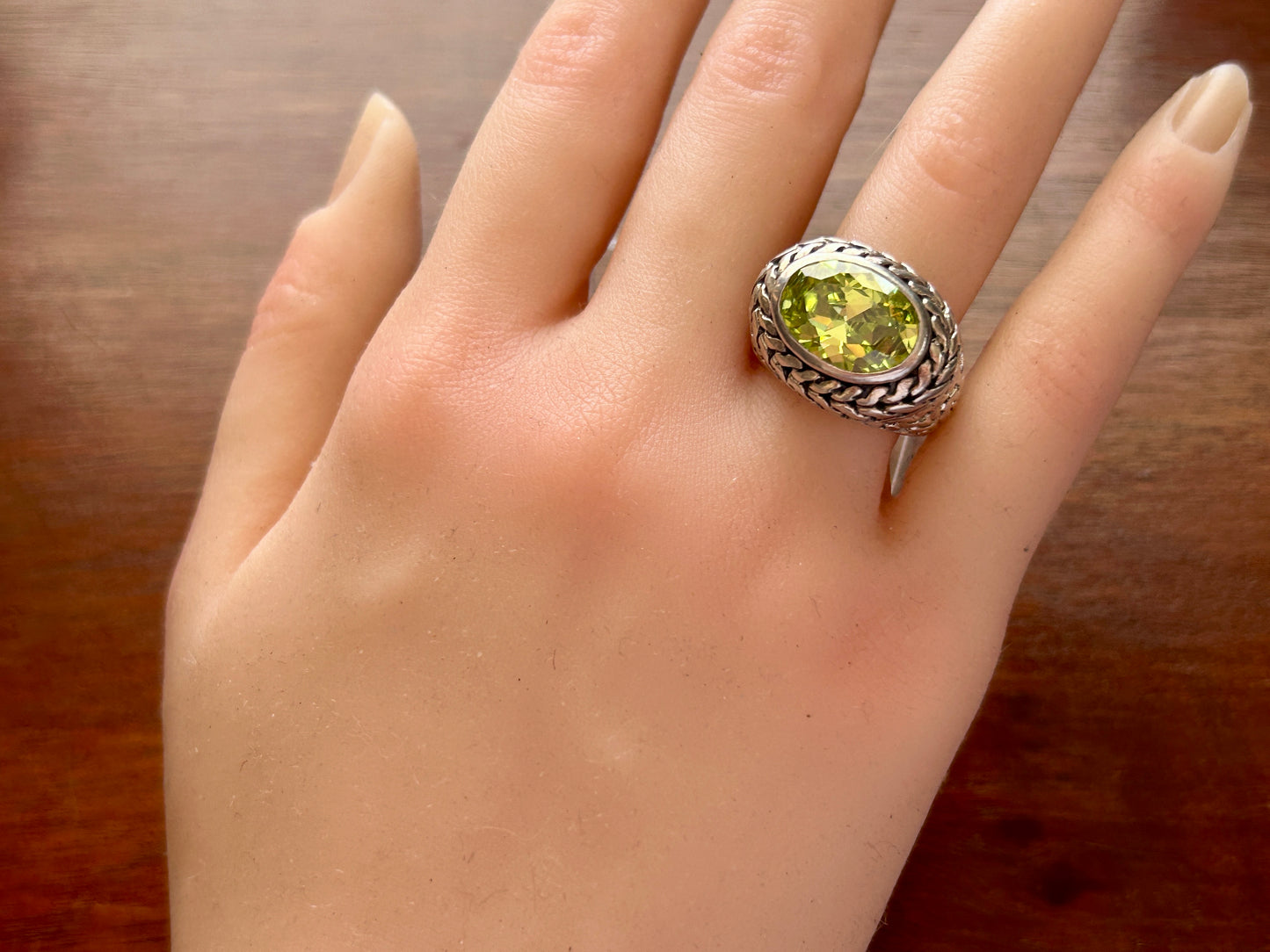 Sterling Silver 925 Faceted Oval Light Green Faux Citrine Peridot Ring Sz 9