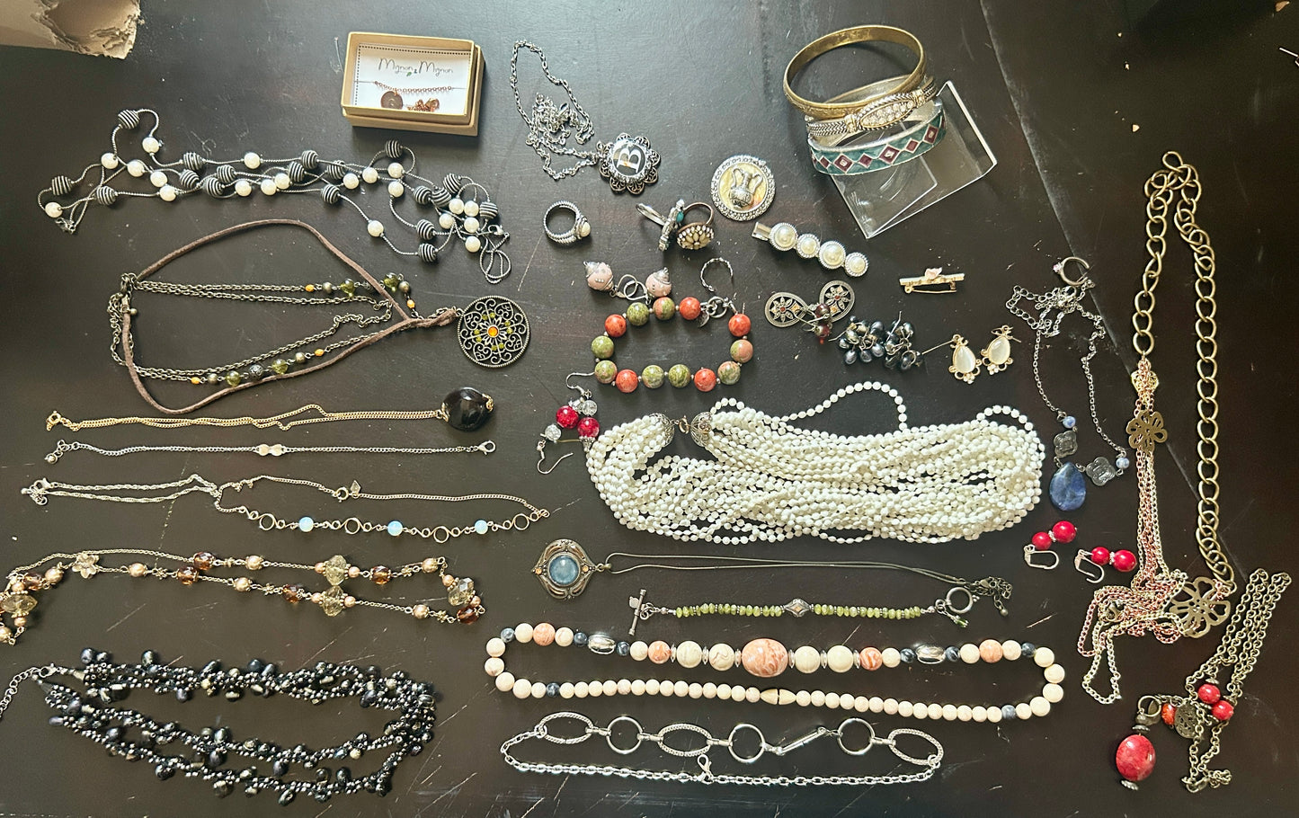 Vintage to Now Earthy Bead Jewelry Lot Necklaces Earrings Rings Braacelets 1.5lb