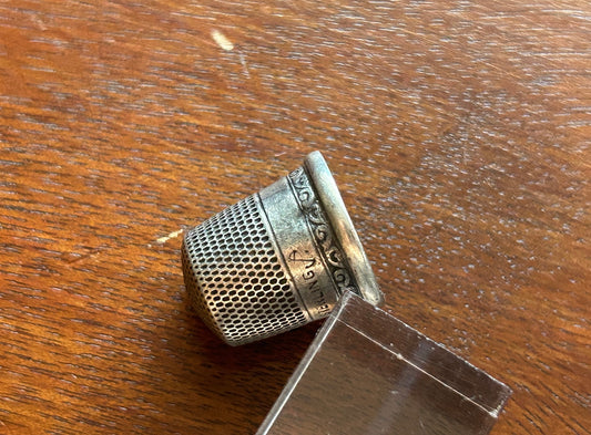 Vintage Antique SC Signed Sterling Silver 925 Sz 10 Thimble Scroll Pattern