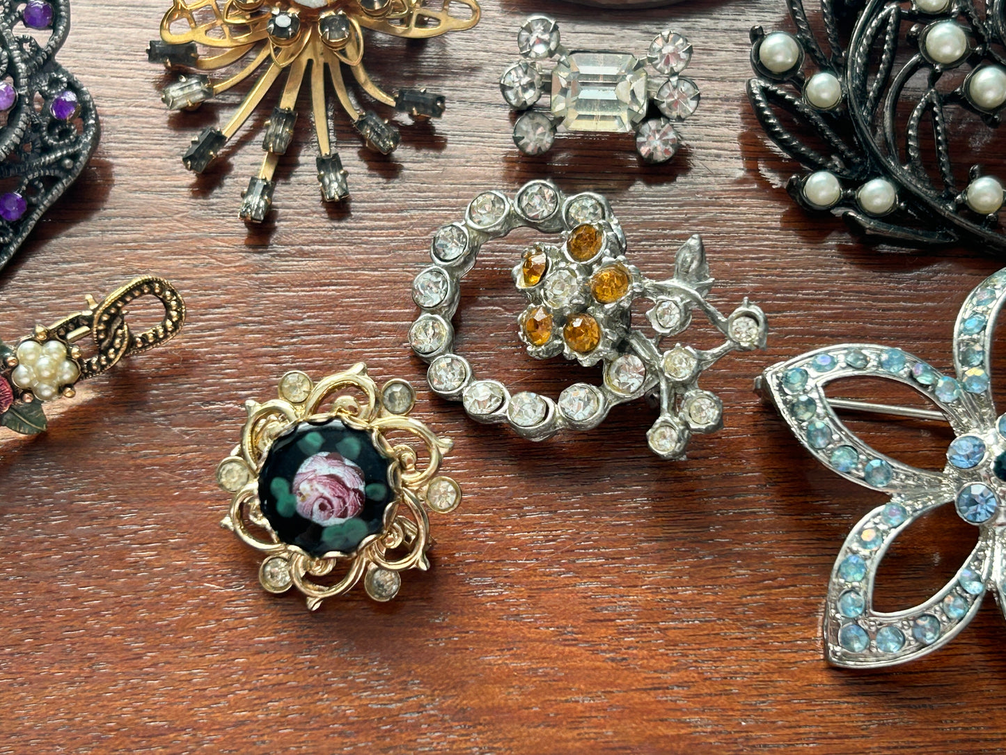 Vintage to Now Brooch Pin Lot Brooches Rhinestones Enamel Flowers Faux Pearl