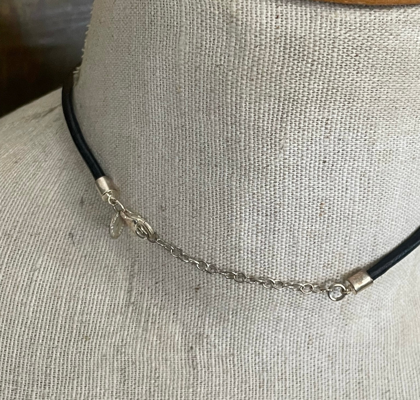 RLM Studio Robert Lee Morris Sterling Silver 925 One World Leather Cord Necklace