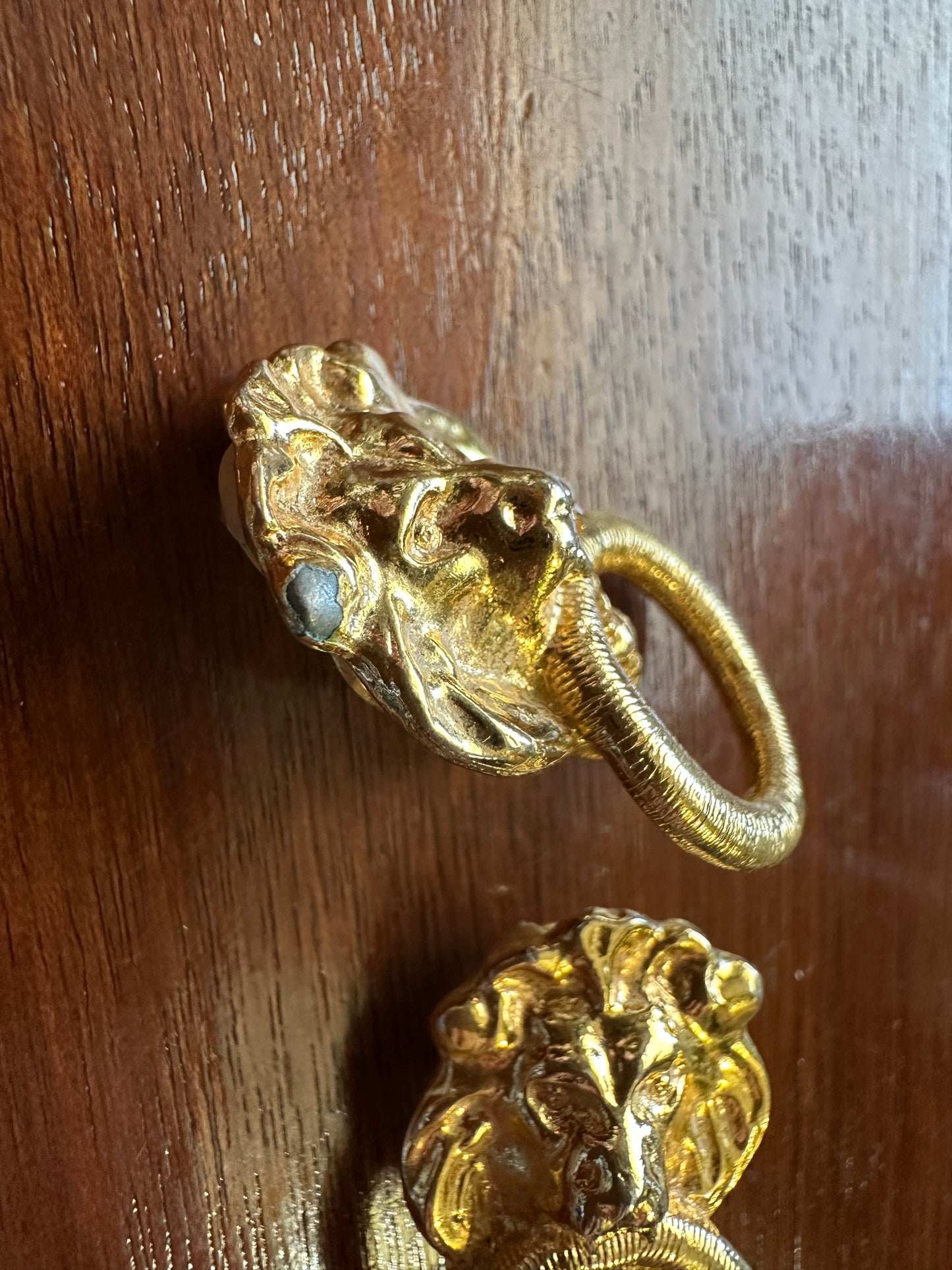 Vintage Gold Tone Lions Head Doorknocker Style Clip on Earrings