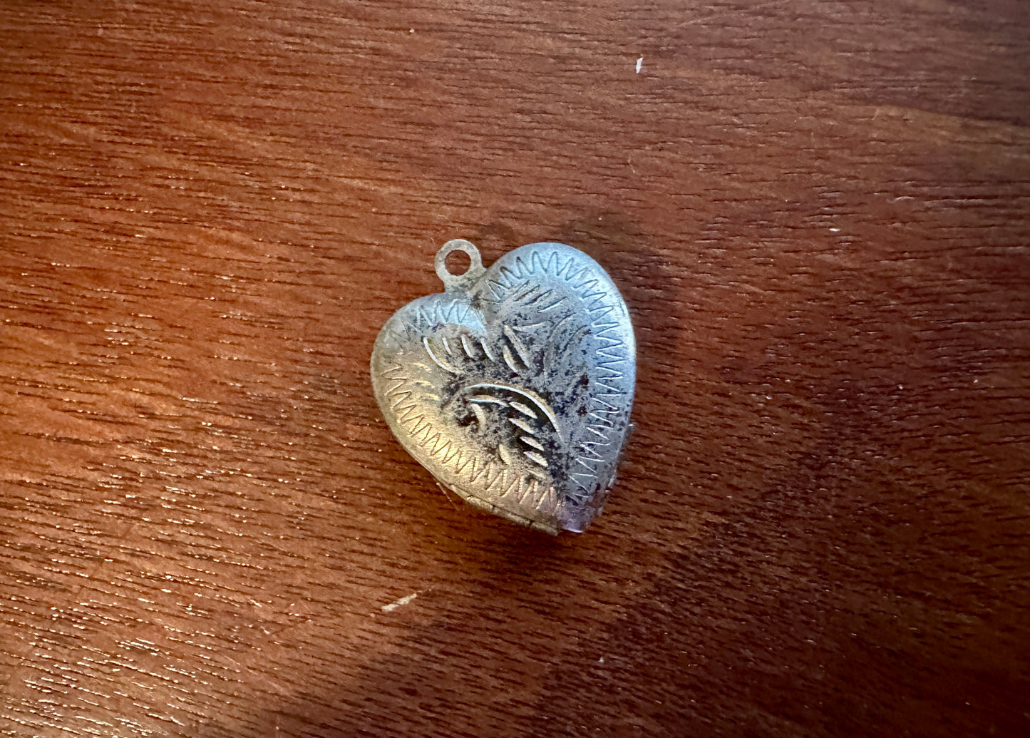 Vintage Silver Tone Multisided Accordion Style Heart Shaped Locket Made In Japan