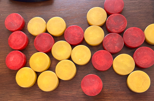 Lot of 25 Vintage Bakelite Butterscotch and Red Swirl Backgammon Discs Playing Pieces