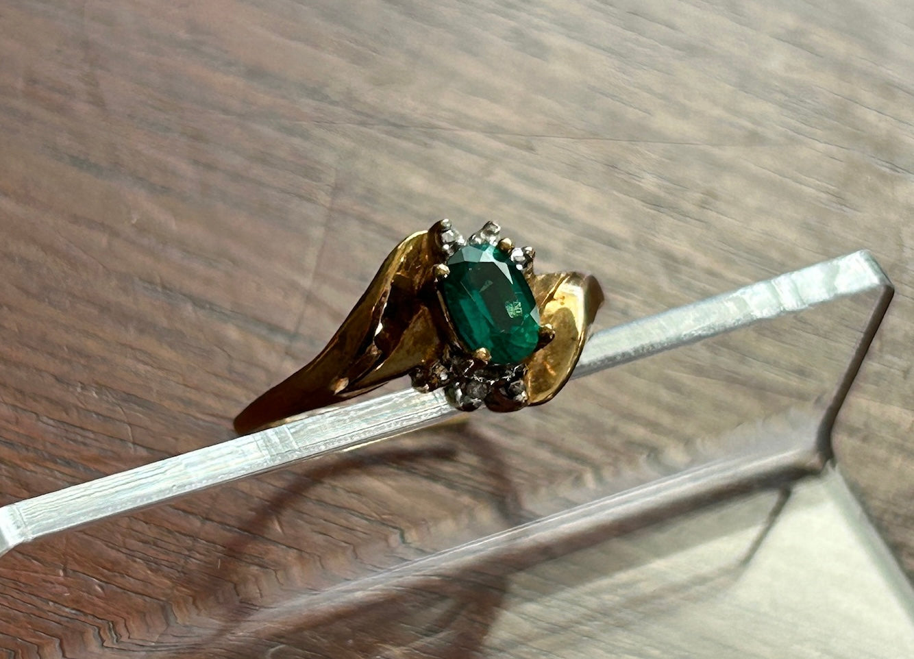 Vintage 14k Yellow Gold Synthetic Emerald & Diamond Adjustable Ring