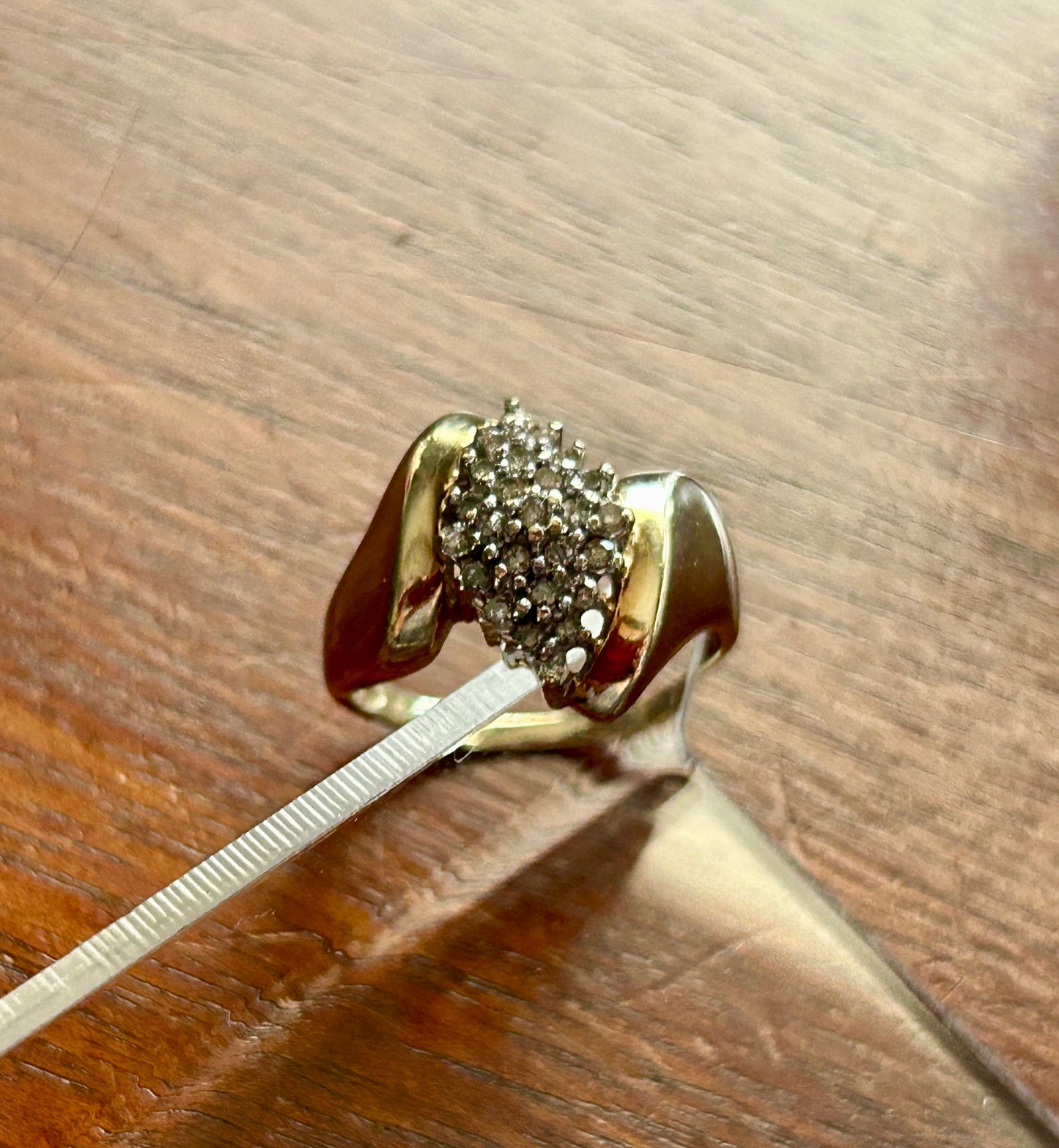 10k Yellow Gold Diamond Cluster Cocktail Ring Sz 7.25