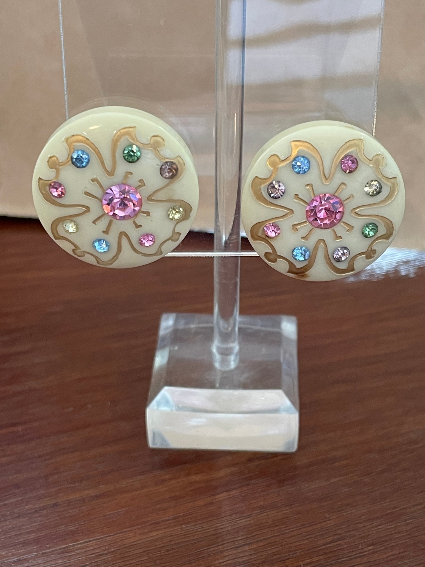 Vintage Multicolor Rhinestone Clip On Earrings Round Off White Gold Tone Accent