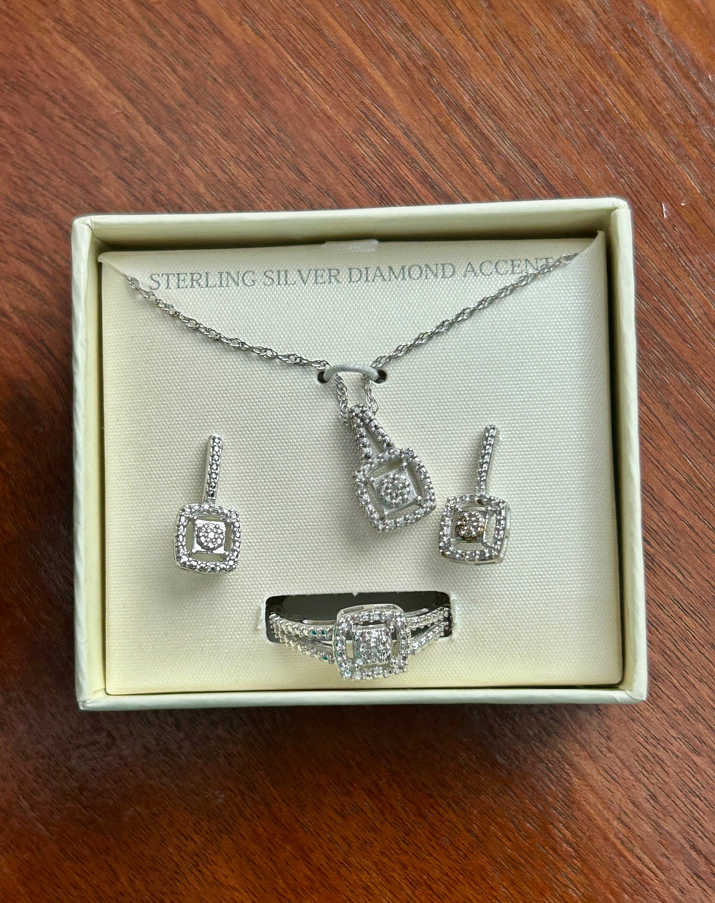 Sterling Silver 925 Diamond Accent Jewelry Set Pendant Necklace Ring Sz 7