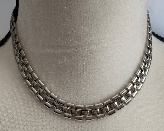 Silver Tone Metal Chain Link Collar Necklace