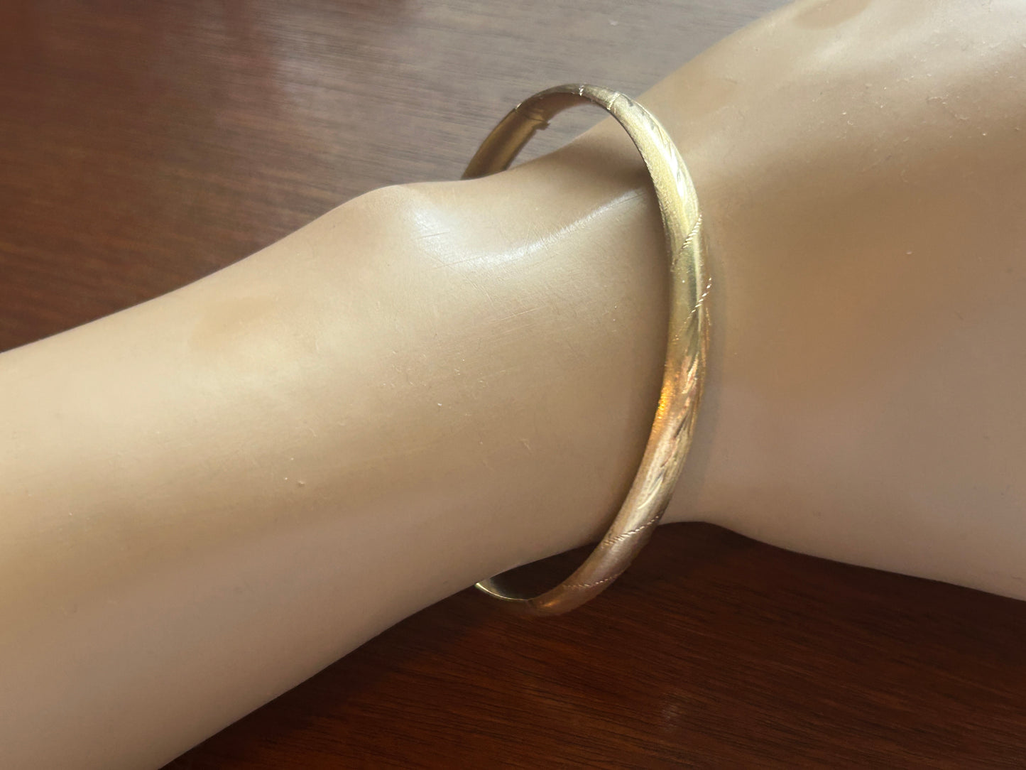 14k Yellow Gold Bangle Bracelet Wheat Design 8.6g