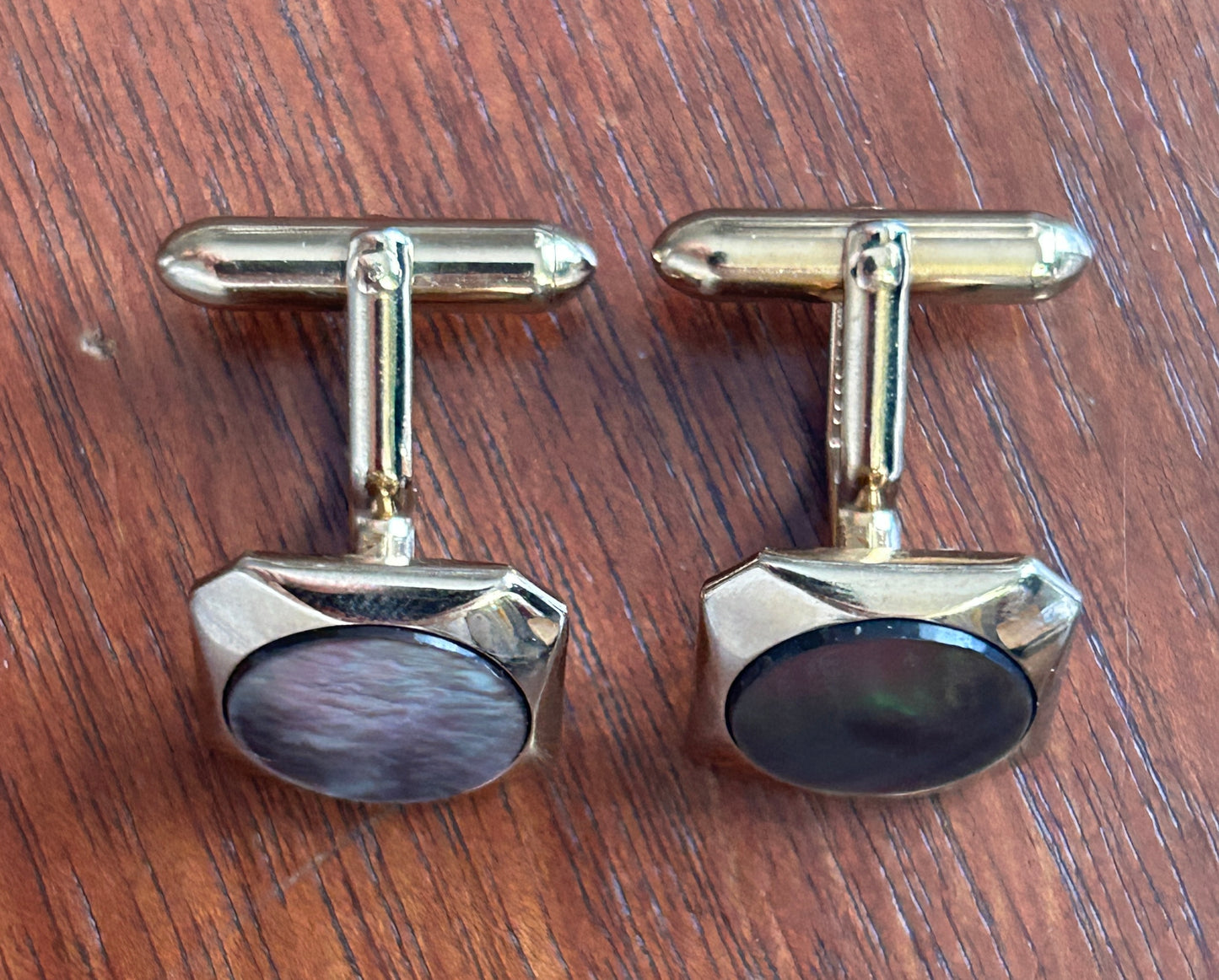 Vintage MCM Swank Gold Tone Abalone Cuff Link Shirt Stud Set