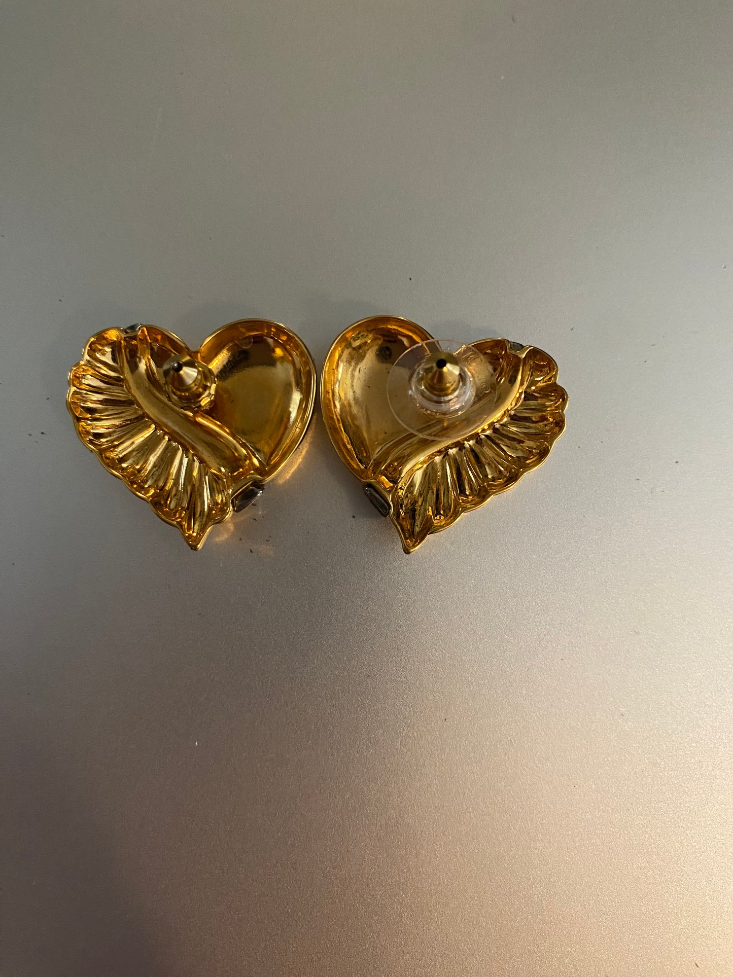 Vintage Gold Tone Large Heart Post Back Earrings Rhinestone Accent