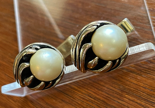 Vintage MCM Brutalist Silver Tone Faux Pearl Multi Prong Cuff Links