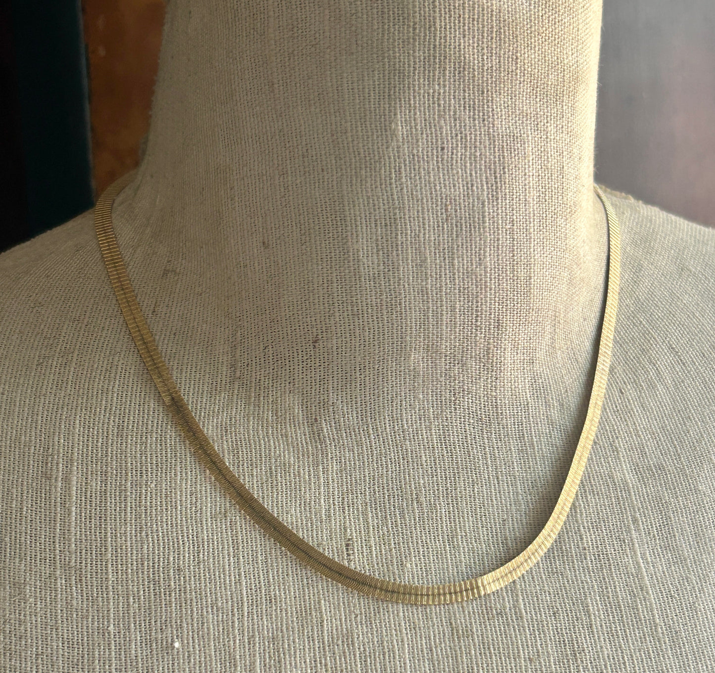 14k Yellow Gold Herringbone Patterned Flat Link Necklace