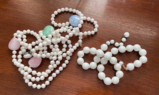 Set of 2 Vintage Milk Glass Bead Necklace Lot DAMAGE