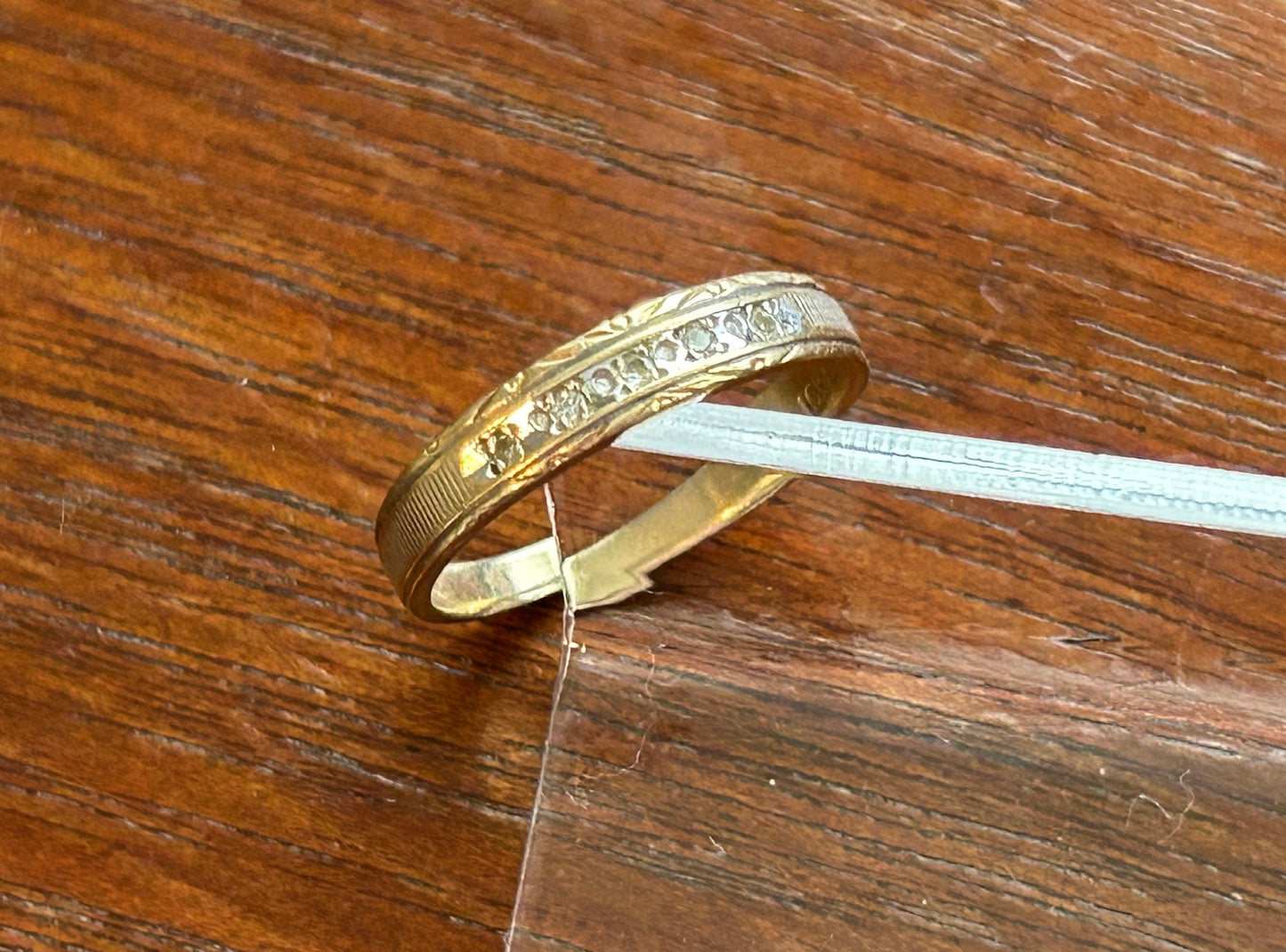 Vintage 10k Yellow Gold Textured Ribbed Diamond Wedding Band Ring